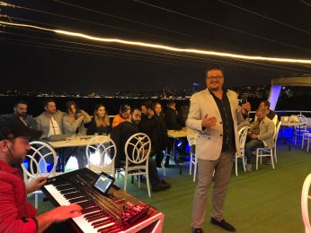 Turkuaz, Uzer Makina’yı boğazda ağırladı