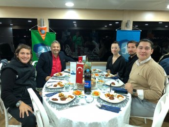 Turkuaz, Uzer Makina’yı boğazda ağırladı