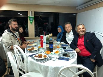 Turkuaz, Uzer Makina’yı boğazda ağırladı