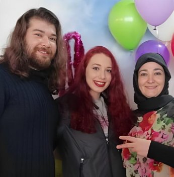 Emekli uzman çavuşun katlettiği eşi ve oğlu toprağa verildi