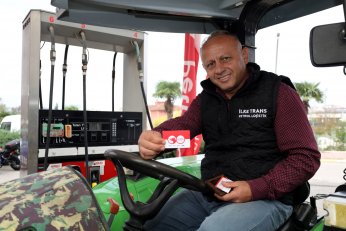 Çiftçiler mazot kartları ile depolarını dolduruyor