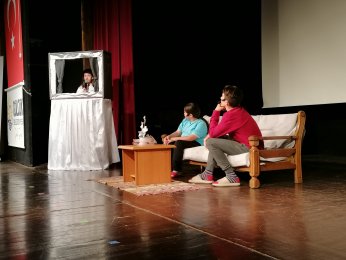 Öğrenciler Kızılay’ı anlattı