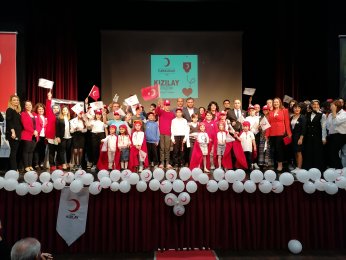 Öğrenciler Kızılay’ı anlattı