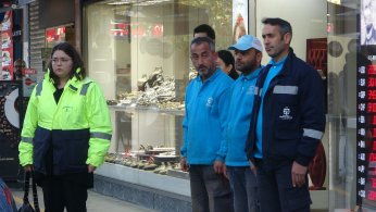 Kocaeli’de Ata'ya saygı duruşu