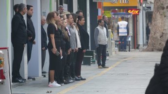 Kocaeli’de Ata'ya saygı duruşu