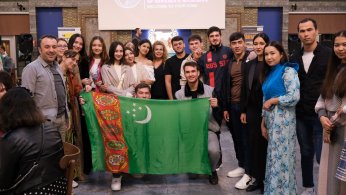 ‘Bir ihtiyacınız olursa Tahir amcanız var’