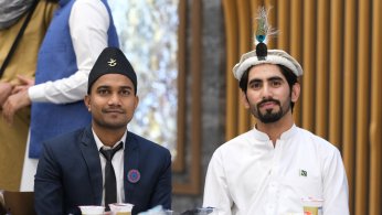 ‘Bir ihtiyacınız olursa Tahir amcanız var’