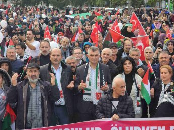 Gölcük’te binlerce kişi Filistin için yürüdü