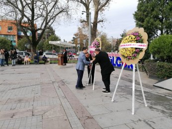 Engeller farkındalıkla aşılmalı