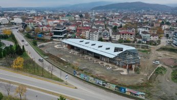 Yeni terminalde çatı imalatı tamam