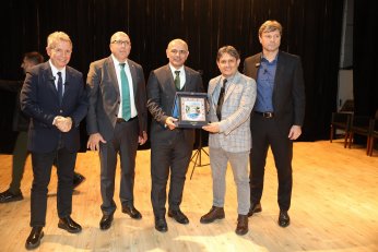 Körfez'de muhteşem söyleşi