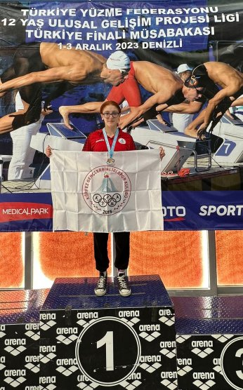 Körfezli yüzücülerden yeni şampiyonluklar 