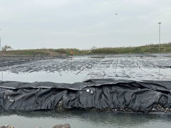 200 bin metreküp dip çamuru çekildi