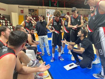 İzmit Akademi hedefine koşuyor