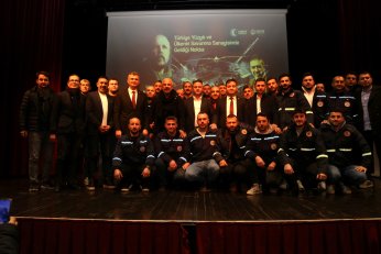 Yarar, savunma sanayisinin önemini Gölcük’te anlattı