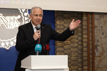 ‘Kentsel dönüşümü fırsata çevirmeliyiz’