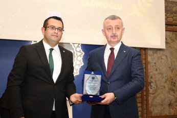 ‘Kentsel dönüşümü fırsata çevirmeliyiz’