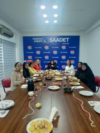 SP Kadın Kolları basınla buluştu