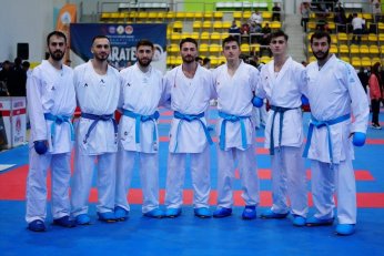 Kağıtspor yine zirvede