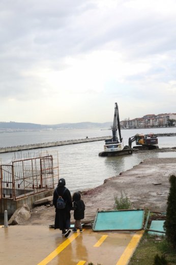 Büyükakın, Değirmendere çekek yerini inceledi