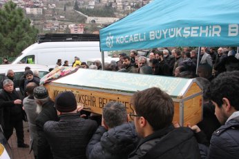 Kolaylı’nın annesine son görev