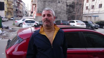 Park halindeki çok sayıda aracı çizdiler