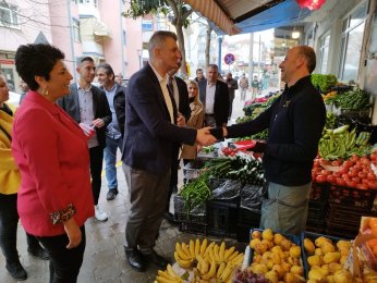 ‘Sizlerin desteği ile hizmete devam’