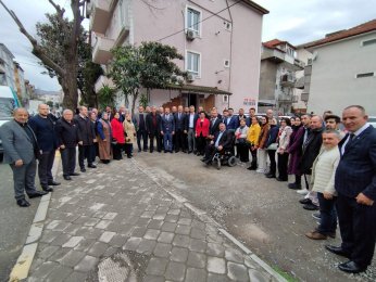 ‘Sizlerin desteği ile hizmete devam’