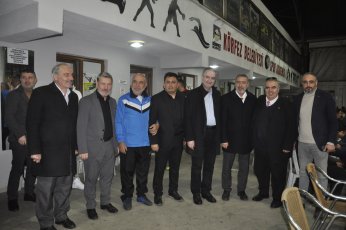 Altın Kiraz’da gollü başlangıç