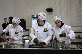 Geleceğin şefleri hünerlerini sergiledi