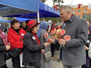 Kadınlar Günü kutlandı