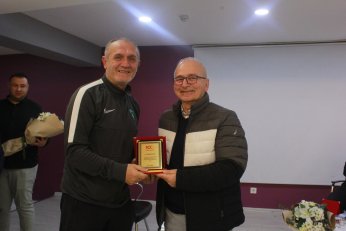 Ünlü konuklar panelde buluştu 