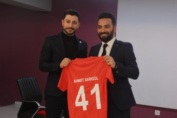 Ünlü konuklar panelde buluştu 