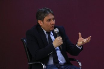 Ünlü konuklar panelde buluştu 