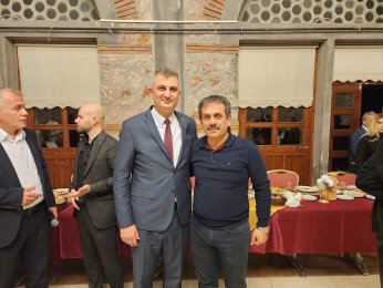 Sezer, berber ve kuaförlerle buluştu