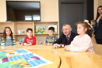 Büyükakın, çocukların Ramazan şenliğine katıldı