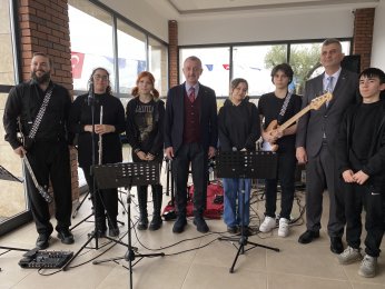 ‘Gençlerin istediği bir mekan açıldı’