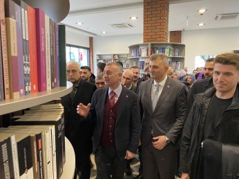 ‘Gençlerin istediği bir mekan açıldı’