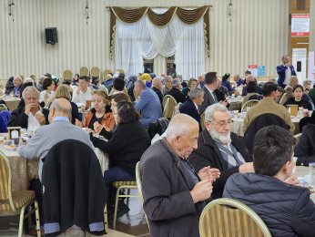 Sezer, şehit aileleri ile iftarda buluştu