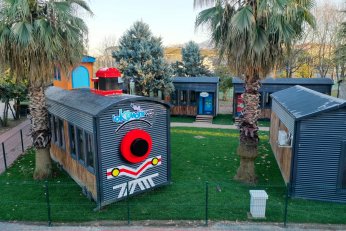 Büyükakın, Lokomotif Köy’de çocuklarla buluştu