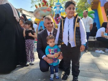 Çocuklar bayram coşkusunu Anıtpark’ta yaşadı