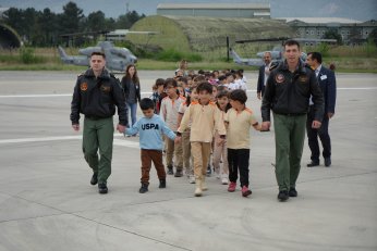 Çocuklar, gurur ve mutluluğu yaşadı