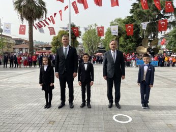 Gölcük’te 23 Nisan coşkusu