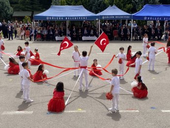 Gölcük’te 23 Nisan coşkusu