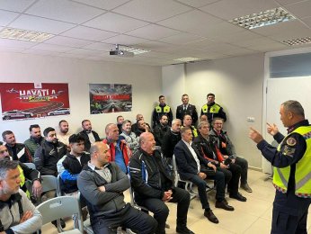 Jandarmadan trafik haftası etkinlikleri