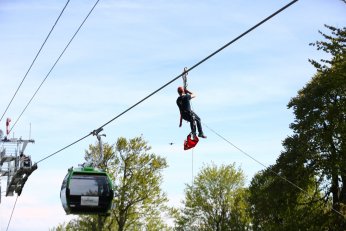 İtfaiyeden teleferikte nefes kesen tatbikat
