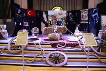 Sergide Kahraman Anneler konsepti