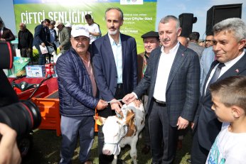 ‘Tarım desteklerimizle Türkiye’ye örnek olduk’