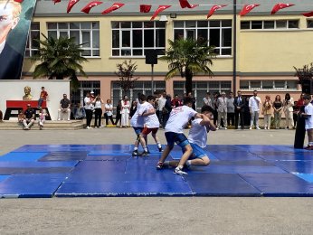 Gölcük’te 19 Mayıs coşkusu