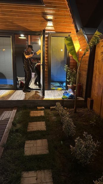 Bungalova tatile gitti, hayatı alt üst oldu